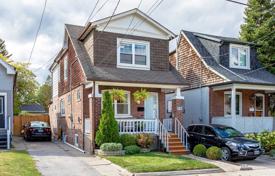 Maison en ville – East York, Toronto, Ontario,  Canada. C$1,260,000