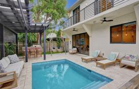 Maison en ville – Fort Lauderdale, Floride, Etats-Unis. $1,670,000