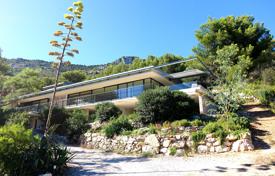 Villa – Provence-Alpes-Côte d'Azur, France. 6,100 € par semaine