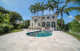 Villa – Coral Gables, Floride, Etats-Unis. $2,090,000