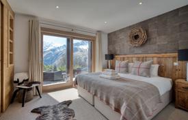 DEMI CHALET DE PRESTIGE — VUE PANORAMIQUE. 1,850,000 €