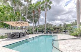 Villa – Fort Lauderdale, Floride, Etats-Unis. $2,200,000