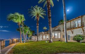 9 pièces villa 955 m² à Miami Beach, Etats-Unis. $15,750,000