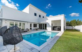 6 pièces villa 432 m² en Miami, Etats-Unis. $1,925,000