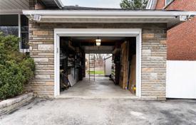 Maison en ville – Scarborough, Toronto, Ontario,  Canada. C$2,119,000