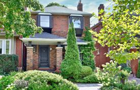 3 pièces maison en ville à Old Toronto, Canada. C$2,004,000