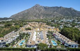 3 pièces maison mitoyenne 209 m² à Marbella, Espagne. 795,000 €