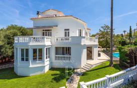 7 pièces villa à Cannes, France. 13,400 € par semaine