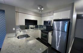 2 pièces appartement à Carlton Street, Canada. C$872,000