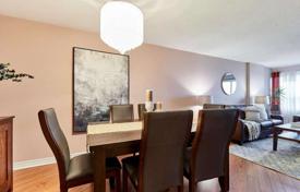 3 pièces appartement à Etobicoke, Canada. C$824,000