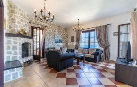 6 pièces villa 324 m² à Herceg Novi (ville), Monténégro. 680,000 €