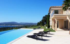 Maison de campagne – Grimaud, Côte d'Azur, France. 4,800 € par semaine
