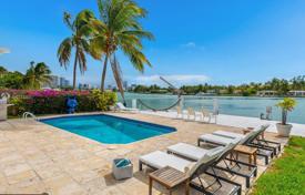 7 pièces villa 515 m² à Miami Beach, Etats-Unis. $3,099,000