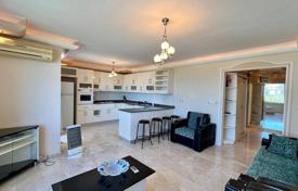 Appartements Meublés En Complexe Avec Piscine à Alanya Mahmutlar. $128,000