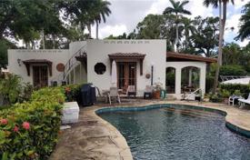 Villa – Fort Lauderdale, Floride, Etats-Unis. $1,900,000
