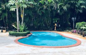 Villa – Coral Gables, Floride, Etats-Unis. $1,425,000