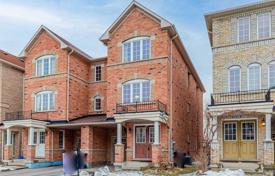 5 pièces maison mitoyenne à Scarborough, Canada. C$1,481,000