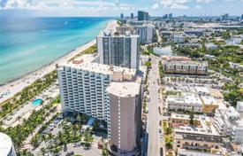 Copropriété – Collins Avenue, Miami, Floride,  Etats-Unis. $399,000