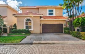 Villa – Hollywood, Floride, Etats-Unis. $799,000