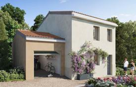 Maison en ville – Pertuis, Provence-Alpes-Côte d'Azur, France. From 355,000 €