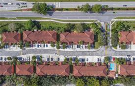 Maison en ville – Pembroke Pines, Broward, Floride,  Etats-Unis. $470,000