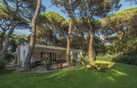 Villa – Roccamare, Toscane, Italie. Price on request