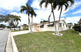 Maison en ville – Margate, Broward, Floride,  Etats-Unis. $343,000