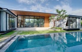 Villa – Bang Tao Beach, Choeng Thale, Thalang,  Phuket,   Thaïlande. From $1,596,000
