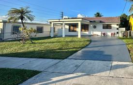 Maison en ville – West Park, Broward, Floride,  Etats-Unis. $570,000