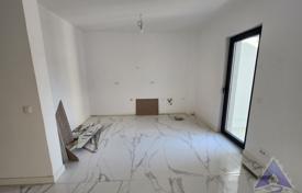 4 pièces appartement dans un nouvel immeuble 146 m² à Rafailovici, Monténégro. 670,000 €