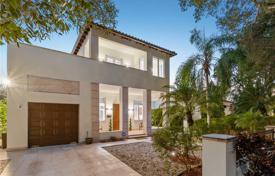 Maison en ville – Coral Gables, Floride, Etats-Unis. $1,795,000