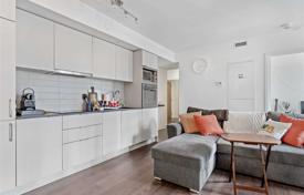 Appartement – Bathurst Street, Toronto, Ontario,  Canada. C$669,000