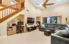 Maison en ville – Tamarac, Broward, Floride,  Etats-Unis. $440,000