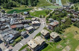 MAGNIFIQUE CHALET AU CENTRE DU PRAZ. 1,890,000 €