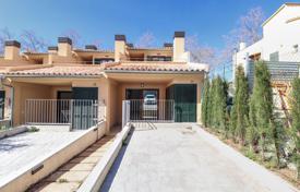 3 pièces maison mitoyenne 120 m² à Calvia, Espagne. 499,000 €