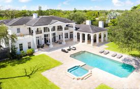 9 pièces villa 939 m² en Miami, Etats-Unis. 4,049,000 €