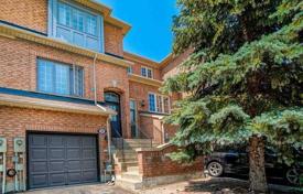 3 pièces maison mitoyenne à Etobicoke, Canada. C$1,223,000