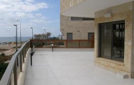 Maison de campagne – Netanya, Center District, Israël. $1,515,000