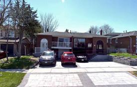 Maison mitoyenne – Scarborough, Toronto, Ontario,  Canada. C$1,433,000