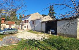 Maison en ville – Kanfanar, Comté d'Istrie, Croatie. 198,000 €