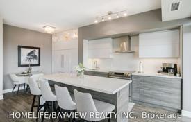 6 pièces appartement à East York, Canada. C$1,208,000