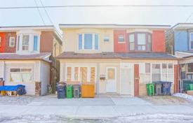 Maison mitoyenne – Gerrard Street East, Toronto, Ontario,  Canada. C$1,263,000