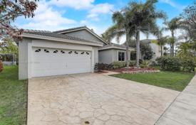 Maison en ville – Pembroke Pines, Broward, Floride,  Etats-Unis. $735,000
