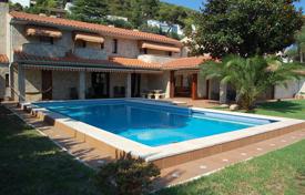 4 pièces villa 400 m² à Blanes, Espagne. 5,400 € par semaine
