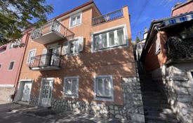 7 pièces maison en ville 250 m² à Rijeka, Croatie. 465,000 €