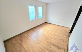 Appartement – Petrovac, Budva, Monténégro. 156,000 €