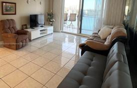 Appartement – Hallandale Beach, Floride, Etats-Unis. $350,000
