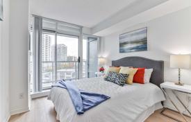 1 pièces appartement à Yonge Street, Canada. C$720,000