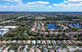 Maison en ville – Pembroke Pines, Broward, Floride,  Etats-Unis. $580,000