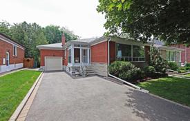 Maison en ville – North York, Toronto, Ontario,  Canada. C$1,530,000